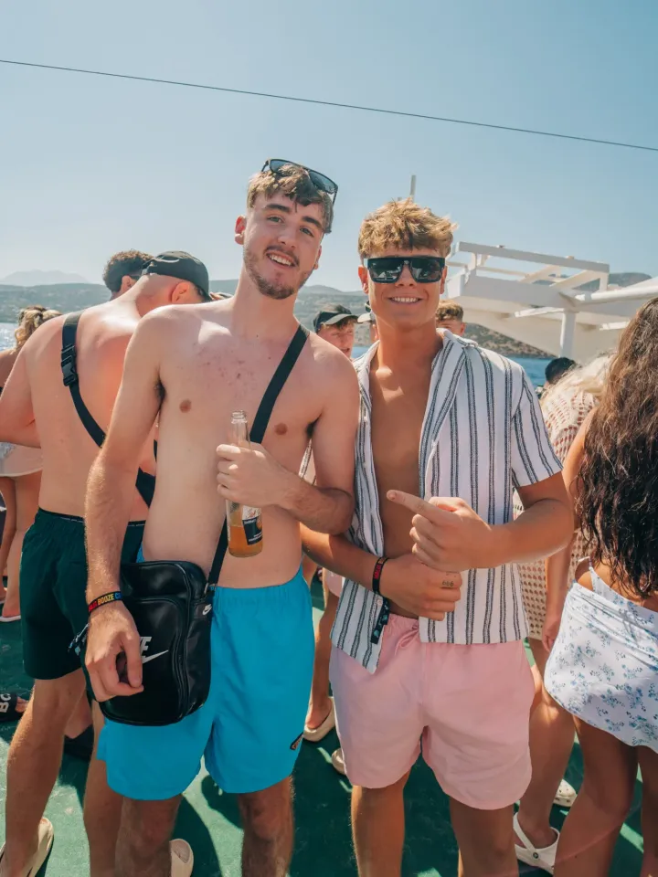 Malia Booze Cruise wtw