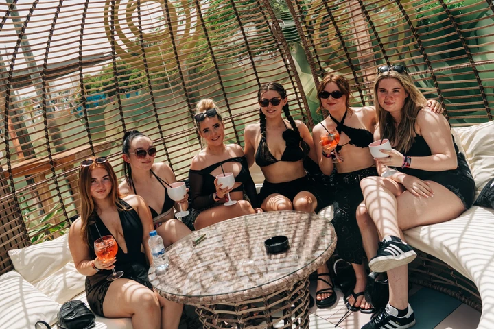 Agenda Beach Club Party Magaluf 2024 - What To Wear