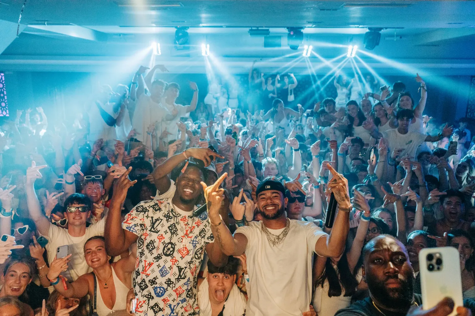Crowd at Agenda White Party in Kavos with DJ Wes Nelson